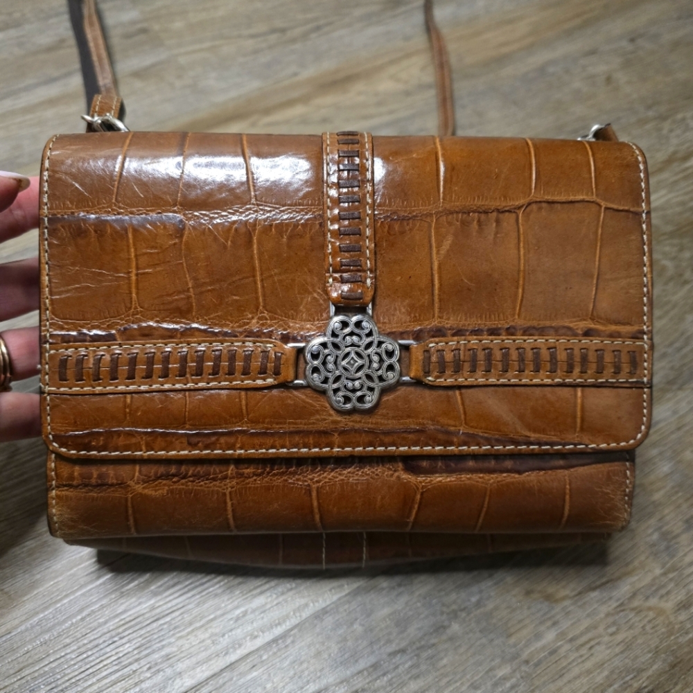 Brighton Sonny Shoulder Bag Brown Embossed Croc Patent Leather Built-in Wallet